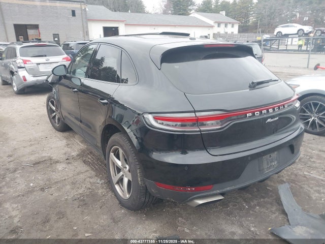 2021 PORSCHE MACAN WP1AA2A51MLB00781 Photo 2
