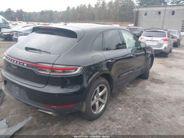 2021 PORSCHE MACAN WP1AA2A51MLB00781 Photo 3