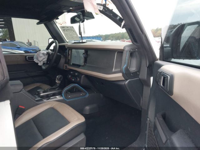 2024 FORD BRONCO 1FMEE2BP0RLA67010 Photo 4