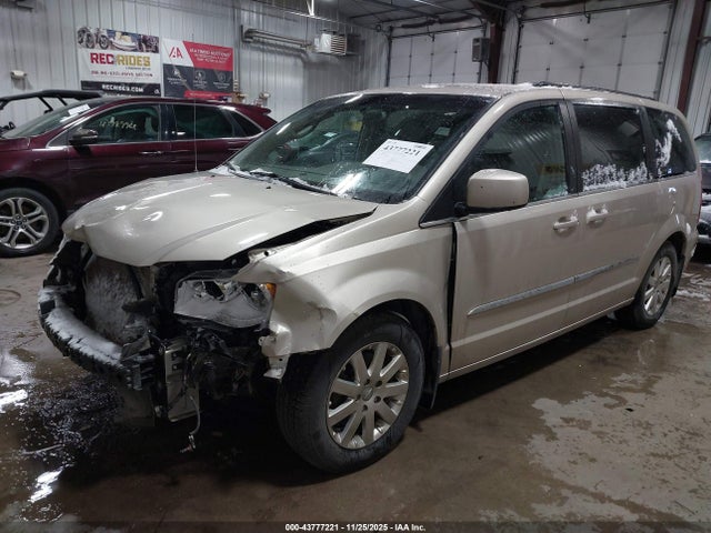 Продаж на аукціоні авто 2015 Chrysler Town & Country Touring, vin: 2C4RC1BG3FR637235, номер лоту: 43777221
