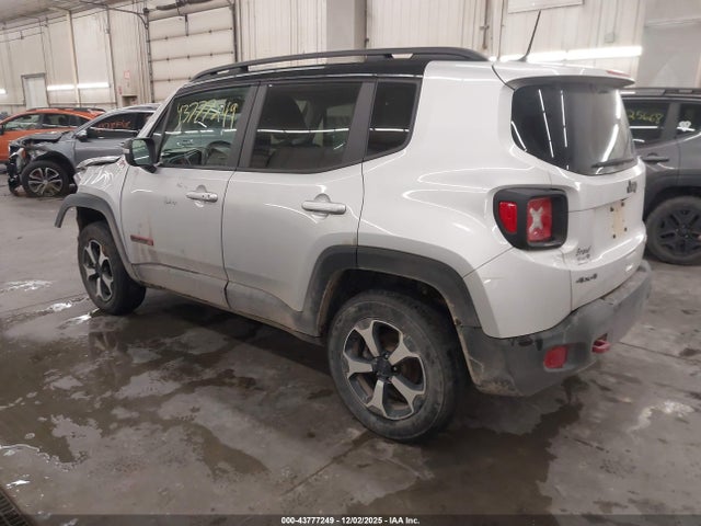 2021 JEEP RENEGADE ZACNJDC16MPN36494 Photo 2