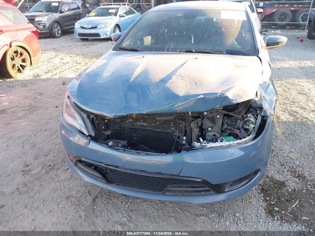2015 Chrysler 200 S მანქანა იყიდება აუქციონზე, vin: 1C3CCCBB0FN613711, აუქციონის ნომერი: 43777260