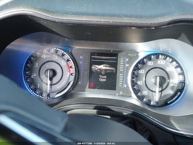 2015 Chrysler 200 S მანქანა იყიდება აუქციონზე, vin: 1C3CCCBB0FN613711, აუქციონის ნომერი: 43777260