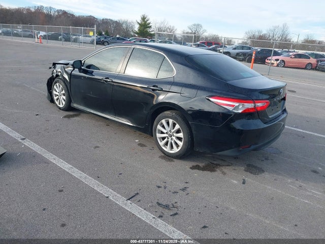 4T1B11HK5JU129925 Toyota CAMRY LE