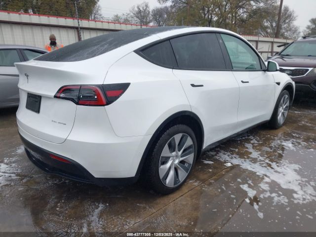 2021 TESLA MODEL Y 5YJYGDEE8MF283457 Photo 3