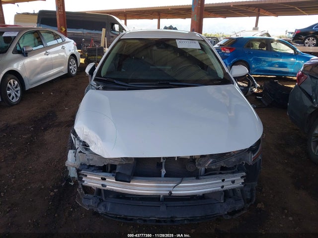 5YFEPMAE6NP297629 Toyota COROLLA LE
