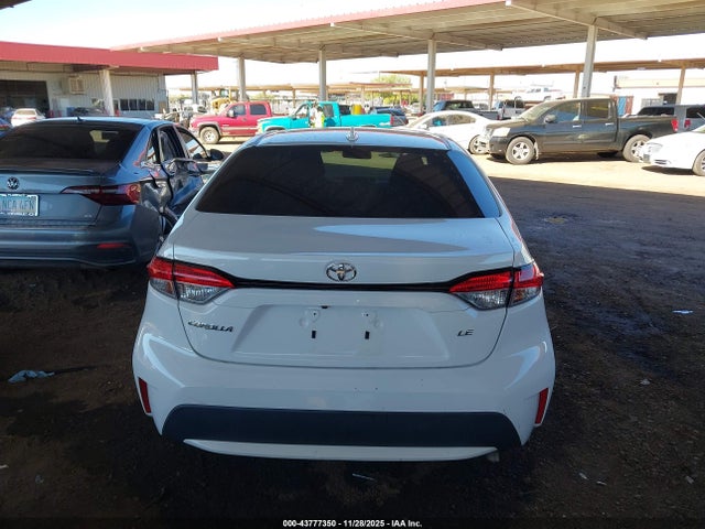 5YFEPMAE6NP297629 Toyota COROLLA LE