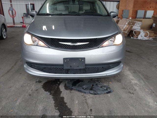 43777398 :رقم المزاد ، 2C4RC1DG0MR542125 vin ، 2021 Chrysler Voyager Lxi مزاد بيع