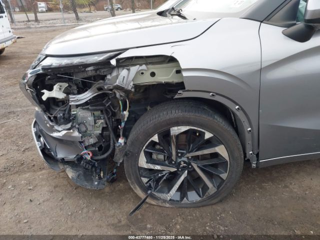 2022 MITSUBISHI OUTLANDER JA4J4VA8XNZ058351 Photo 5