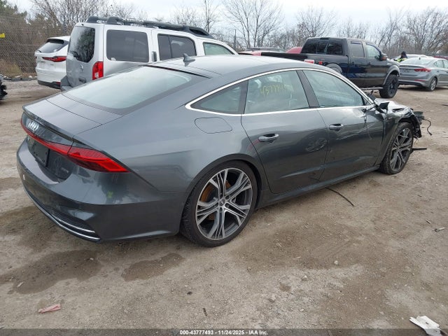 2019 AUDI A7 WAUV2AF22KN018520 Photo 3