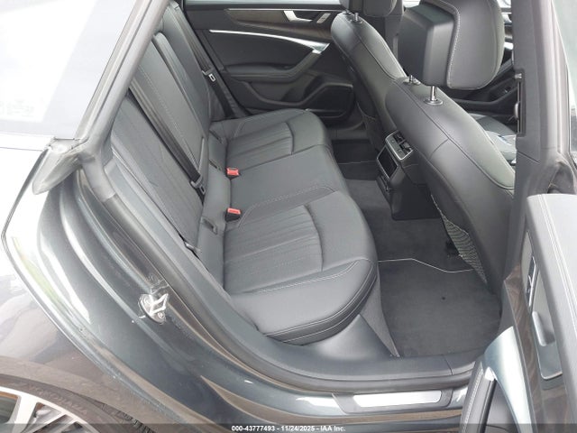 2019 AUDI A7 WAUV2AF22KN018520 Photo 7