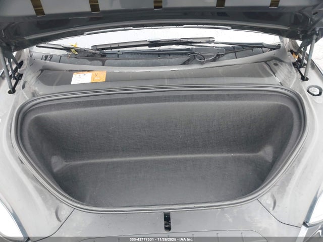 2018 TESLA MODEL X 5YJXCBE2XJF115607 Photo 9