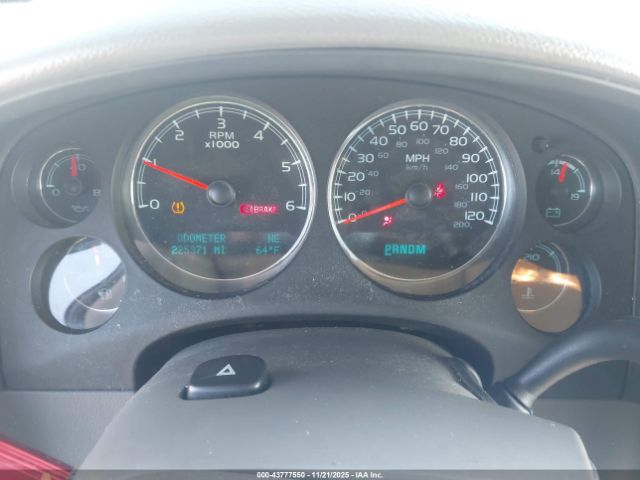 2011 CHEVROLET TAHOE 1GNSKBE02BR335628 Photo 6