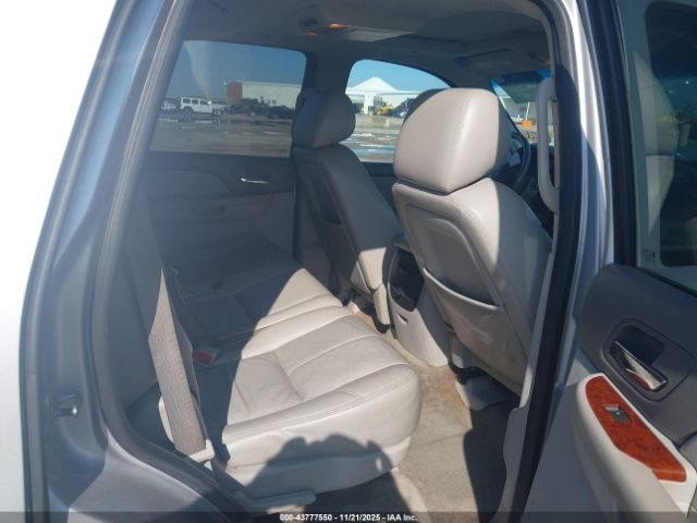 2011 CHEVROLET TAHOE 1GNSKBE02BR335628 Photo 7