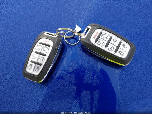 2019 CHRYSLER PACIFICA 2C4RC1BG9KR628145 Photo 10