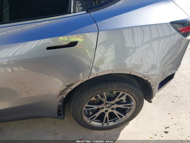 43777603 :رقم المزاد ، 7SAYGDEEXRA320838 vin ، 2024 Tesla Model Y Long Range Dual Motor All-wheel Drive مزاد بيع