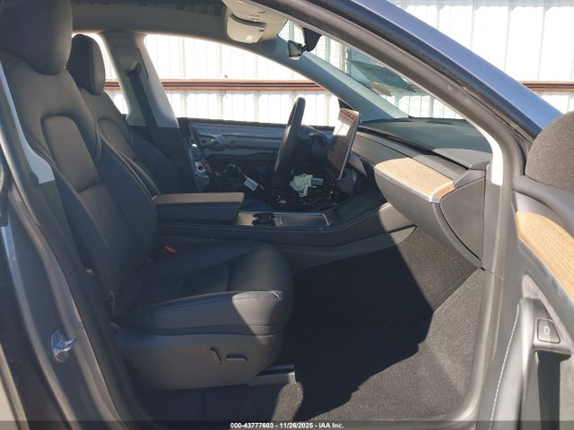 43777603 :رقم المزاد ، 7SAYGDEEXRA320838 vin ، 2024 Tesla Model Y Long Range Dual Motor All-wheel Drive مزاد بيع