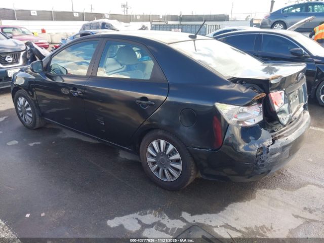 2013 KIA FORTE KNAFU4A20D5739042 Photo 2