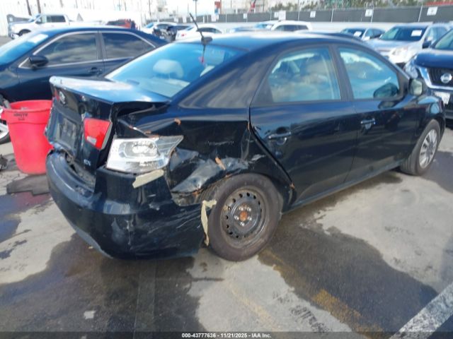 2013 KIA FORTE KNAFU4A20D5739042 Photo 3