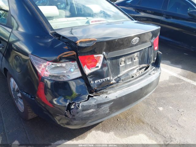 2013 KIA FORTE KNAFU4A20D5739042 Photo 5