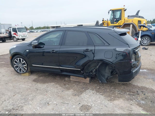 43777682 :رقم المزاد ، 1GYKNGRS1MZ128606 vin ، 2021 Cadillac Xt5 Awd Sport مزاد بيع