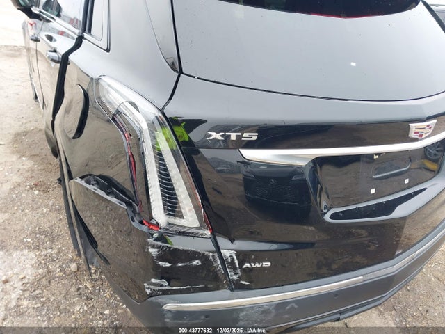 43777682 :رقم المزاد ، 1GYKNGRS1MZ128606 vin ، 2021 Cadillac Xt5 Awd Sport مزاد بيع