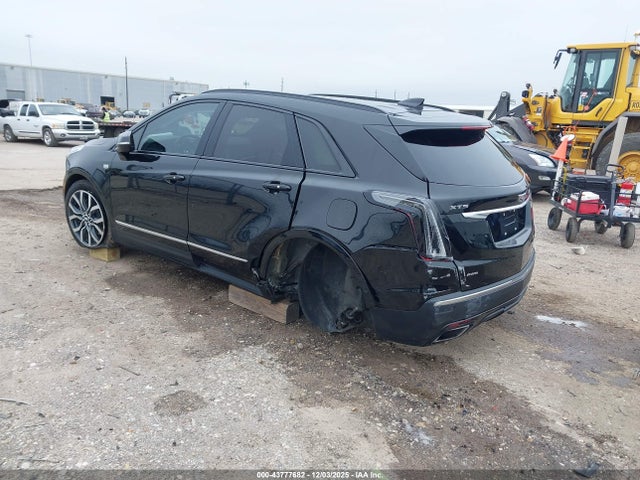 43777682 :رقم المزاد ، 1GYKNGRS1MZ128606 vin ، 2021 Cadillac Xt5 Awd Sport مزاد بيع