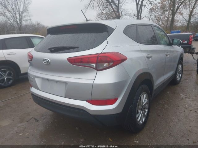 2018 HYUNDAI TUCSON KM8J23A4XJU680304 Photo 3