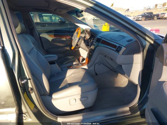 2005 LEXUS ES 330 JTHBA30G755061875 Photo 4