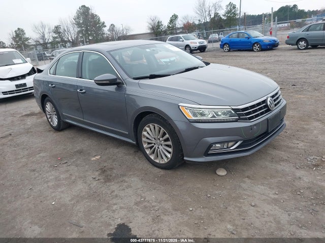 2017 VOLKSWAGEN PASSAT 1VWBT7A39HC028601