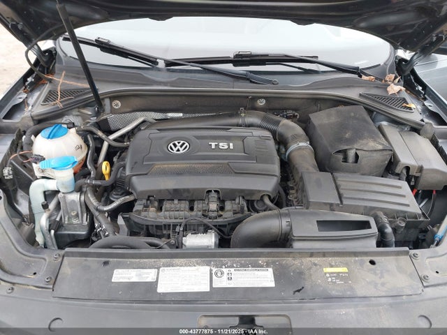 2017 VOLKSWAGEN PASSAT 1VWBT7A39HC028601 Photo 9