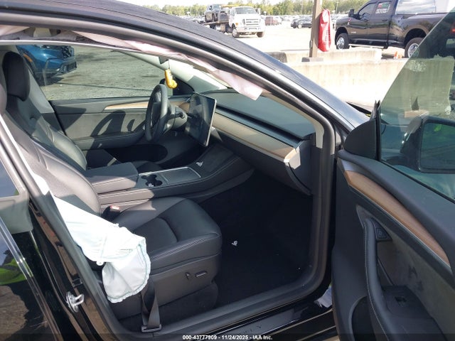 2023 TESLA MODEL Y 7SAYGDEE5PF881514 Photo 4