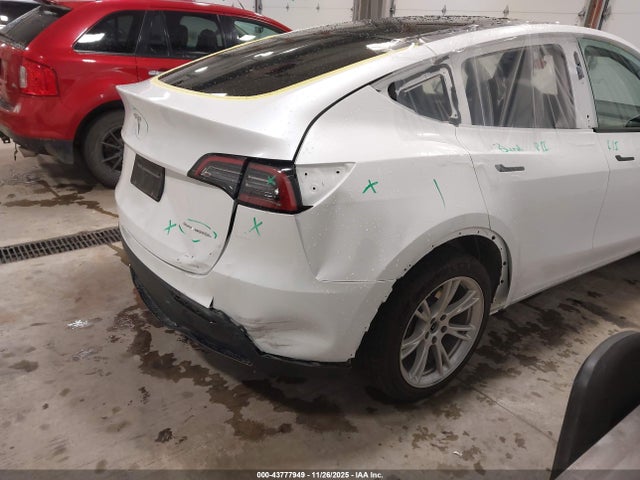 2023 TESLA MODEL Y 7SAYGDEE2PA041509 Photo 5