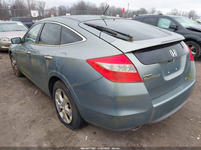 2010 HONDA ACCORD CROSSTOUR 5J6TF2H51AL011042 Photo 2