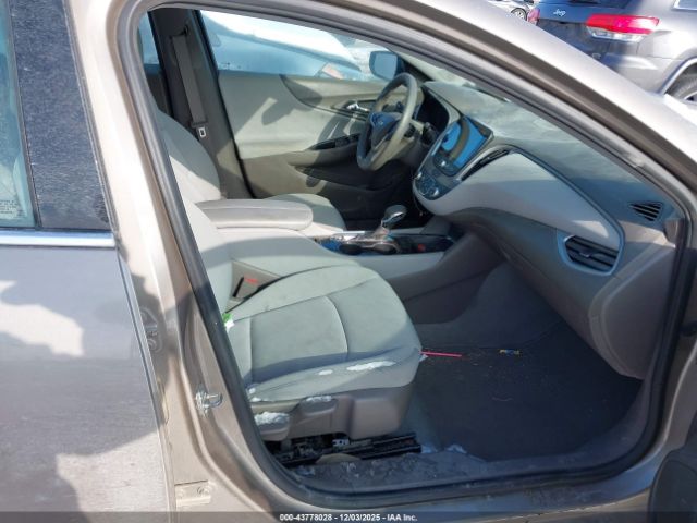 2022 CHEVROLET MALIBU 1G1ZD5ST7NF140477 Photo 4