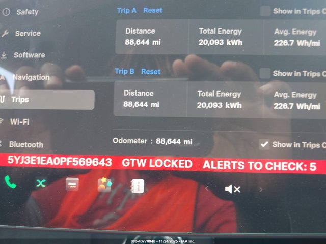 2023 TESLA MODEL 3 5YJ3E1EA0PF569643 Photo 6