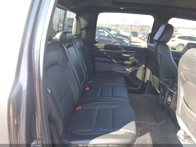 2022 RAM 1500 1C6SRFVTXNN478173 Photo 7