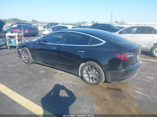 2020 TESLA MODEL 3 5YJ3E1EA1LF427506 Photo 2