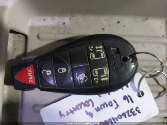 2016 CHRYSLER TOWN & COUNTRY 2C4RC1BG3GR140977 Photo 10