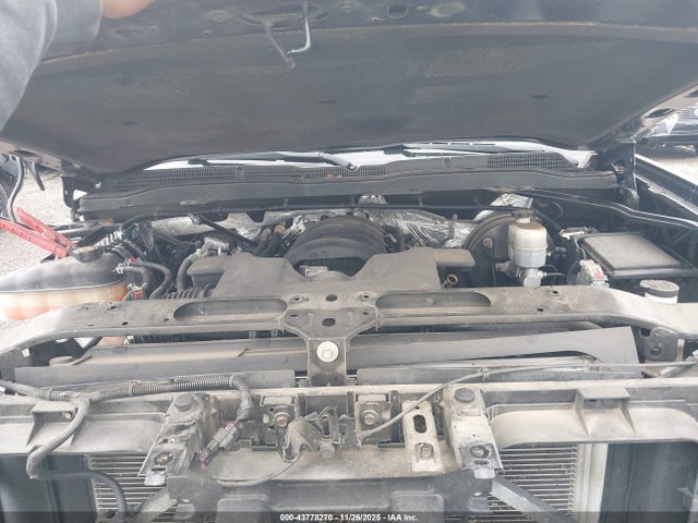 Продажа на аукционе авто 2015 Chevrolet Silverado 1500 2lt, vin: 1GCVKREC2FZ346353, номер лота: 43778270