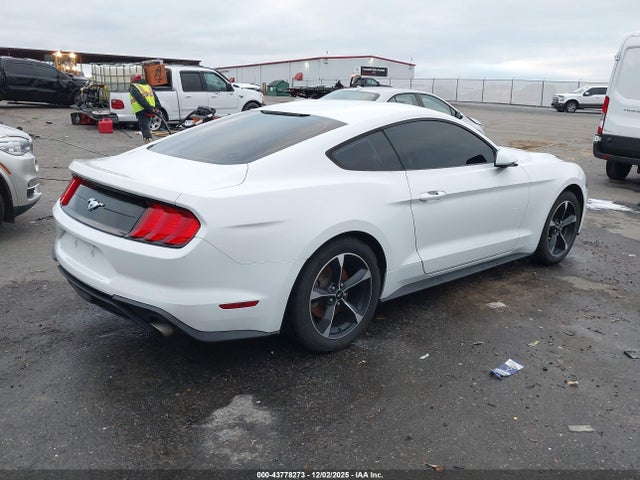 2018 FORD MUSTANG 1FA6P8TH4J5162021 Photo 3