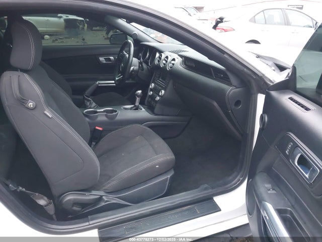 2018 FORD MUSTANG 1FA6P8TH4J5162021 Photo 4