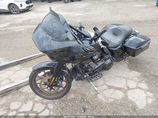 2022 HARLEY-DAVIDSON FLTRXST 1HD1ACL11NB610698 Photo 1