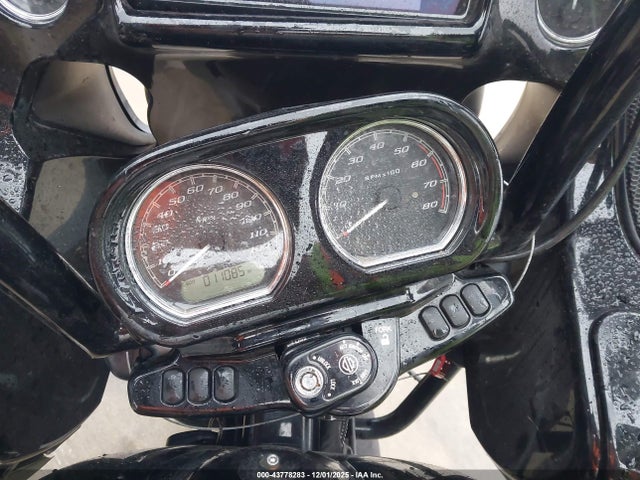 2022 HARLEY-DAVIDSON FLTRXST 1HD1ACL11NB610698 Photo 6