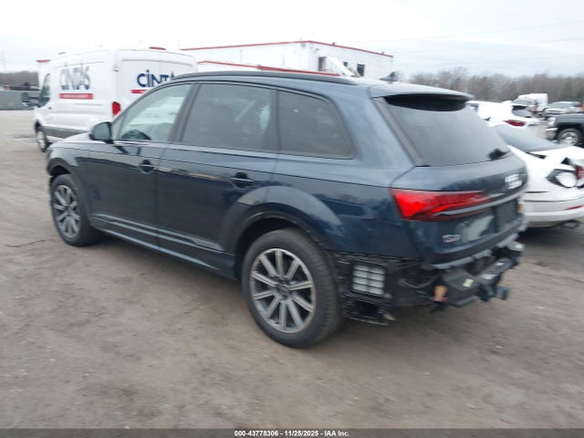 2024 AUDI Q7 WA1LCBF77RD000324 Photo 2