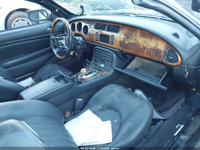 2005 JAGUAR XK8 SAJDA42C052A40656 Photo 4