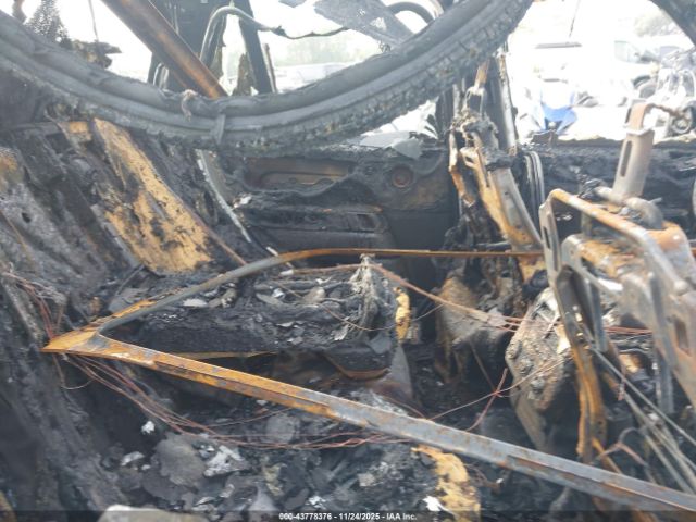 2017 LAND ROVER RANGE ROVER SALGS2FV7HA330255 Photo 7