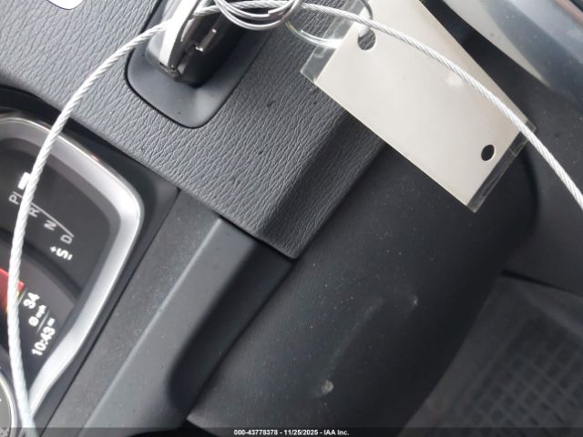 2017 VOLVO S60 YV126MFL6H2424115 Photo 10