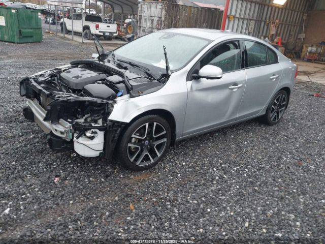 2017 VOLVO S60 YV126MFL6H2424115 Photo 1