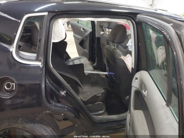 2017 VOLKSWAGEN TIGUAN WVGTV7AXXHK015037 Photo 7